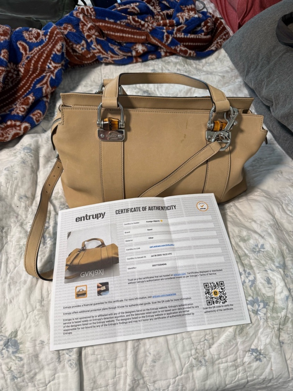 Authentic Gucci tan leather bag with COA